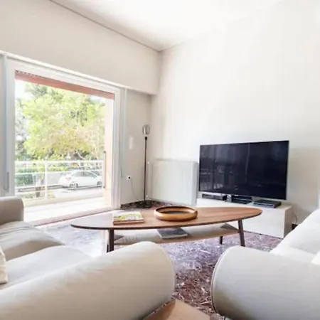 Apartment Flisvos Marina Refurbished *