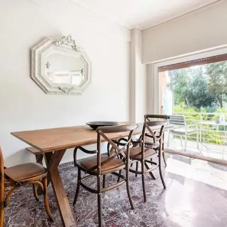 Apartment Flisvos Marina Refurbished