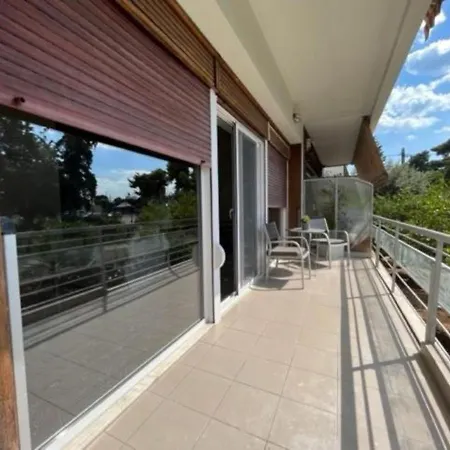 Apartment Flisvos Marina Refurbished Athens