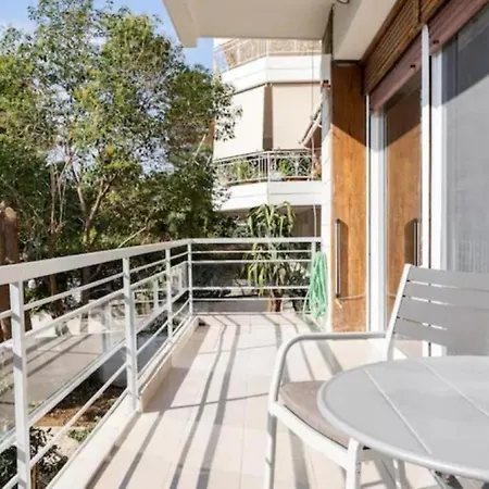 Appartamento Flisvos Marina Refurbished *